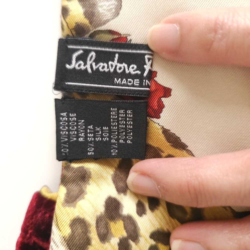 Salvatore Ferragamo burgundy velvet   flower leopard pattern silk scarf - Picture 14 of 16